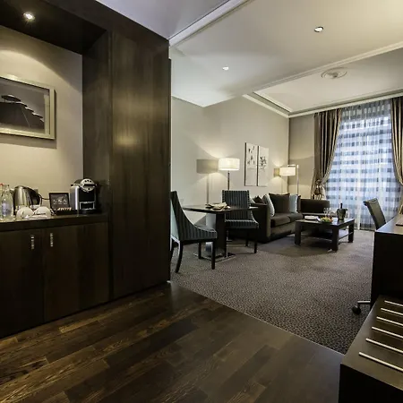 Metropole 5*