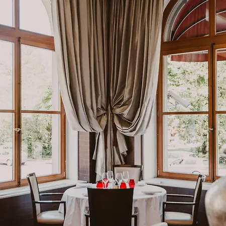 Hotel Metropole