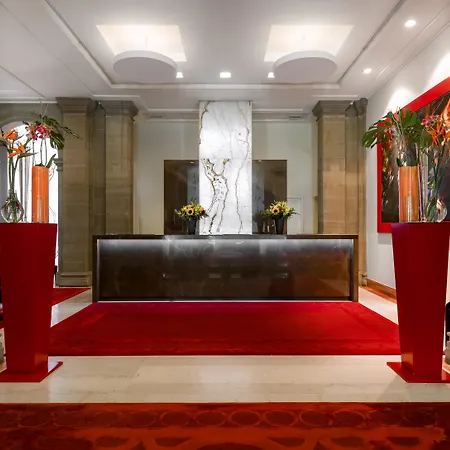 Metropole Hotel